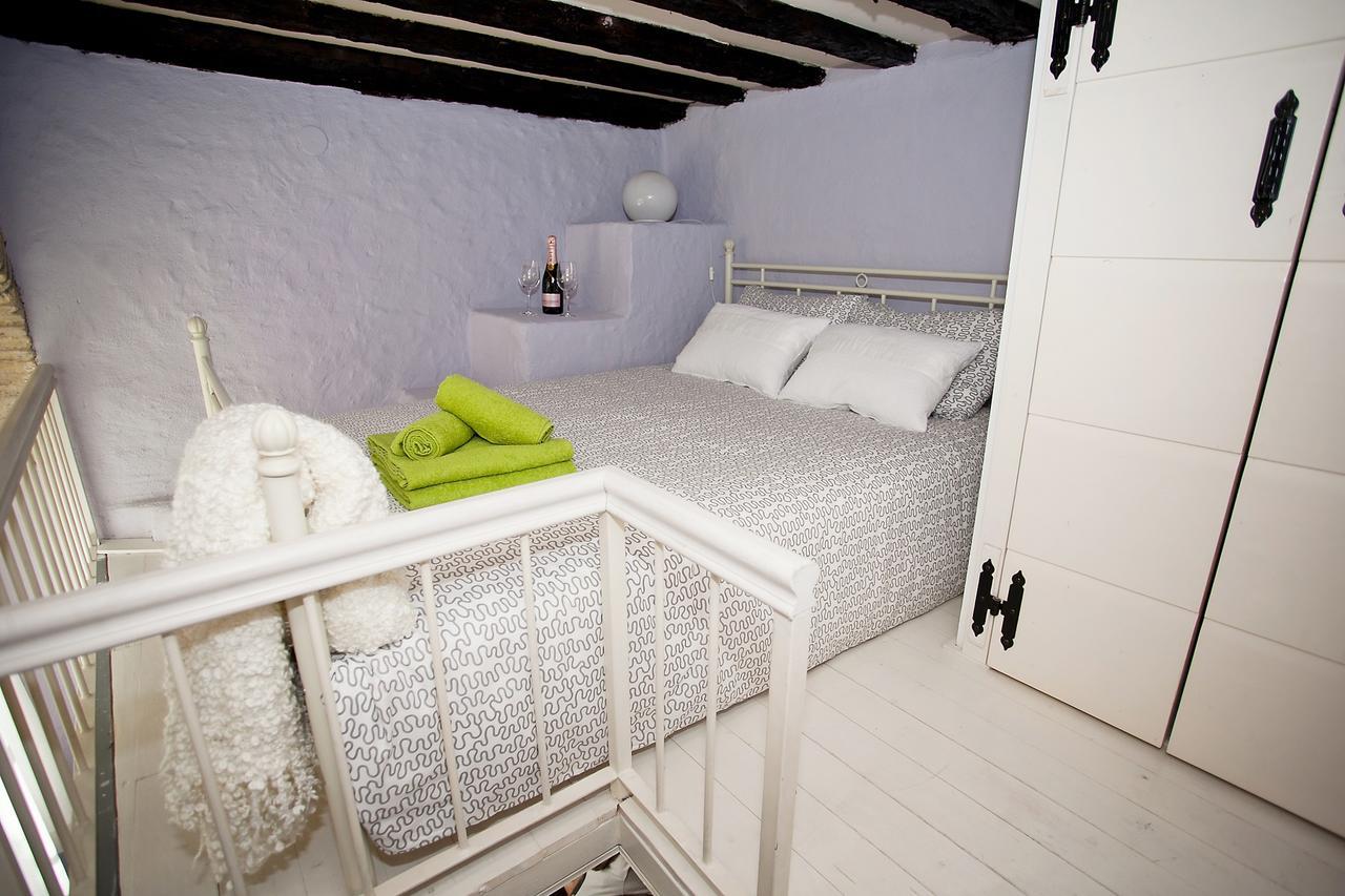 Aurora Tiny Apartment Zara Esterno foto
