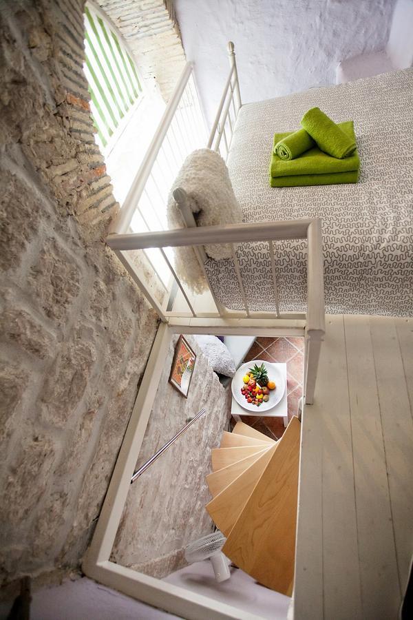 Aurora Tiny Apartment Zara Esterno foto